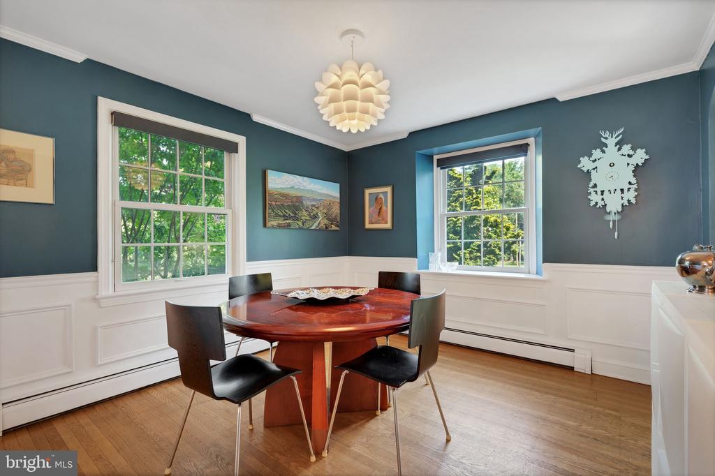 5 PLUSH MILL ROAD