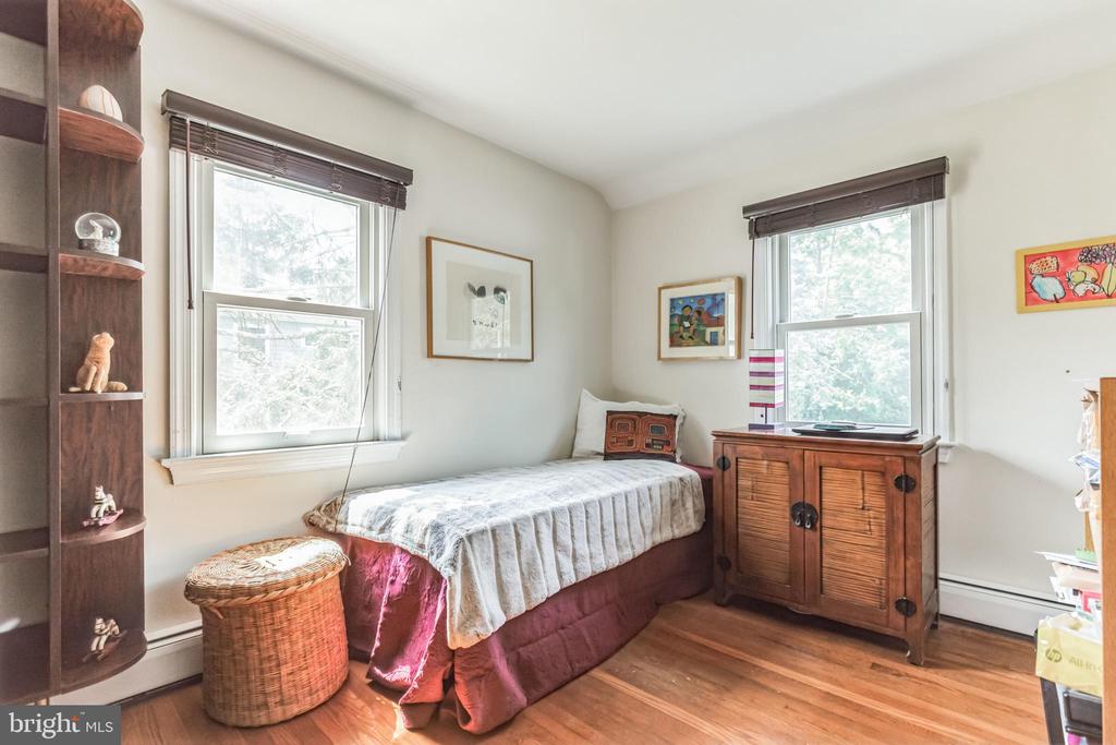 5 PLUSH MILL ROAD