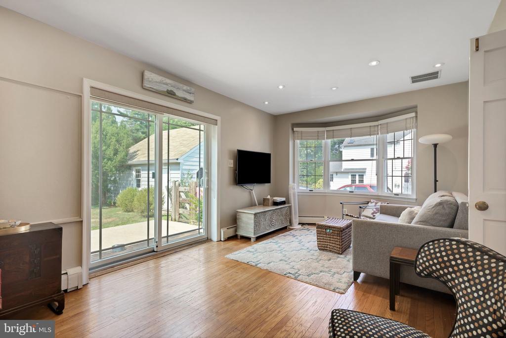 5 PLUSH MILL ROAD