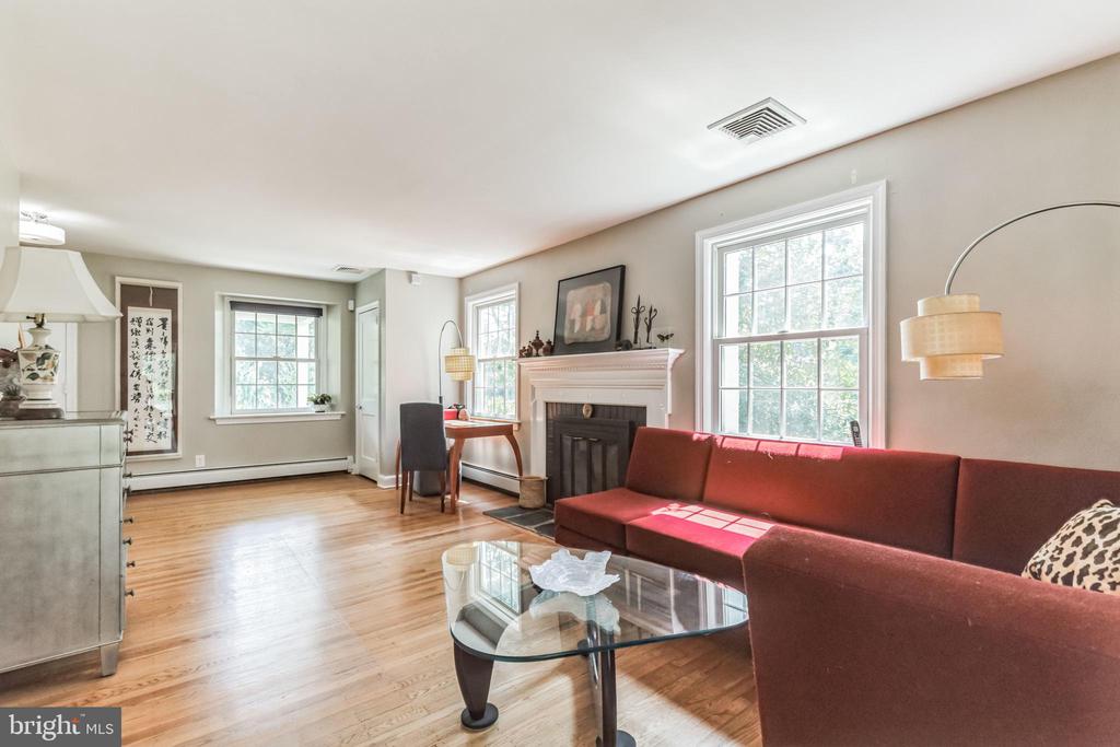 5 PLUSH MILL ROAD