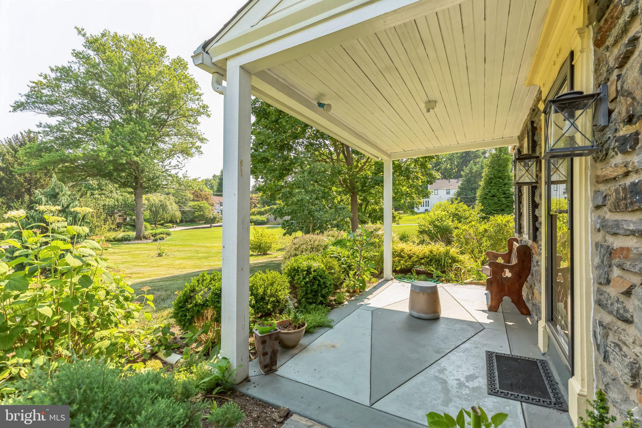 5 PLUSH MILL ROAD