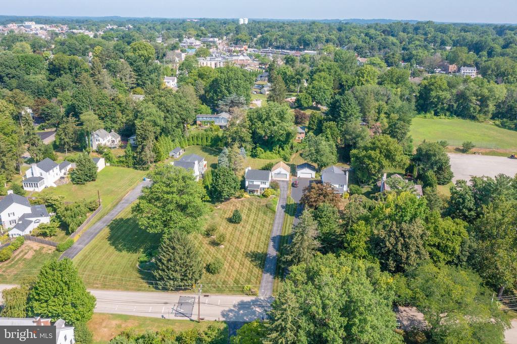 5 PLUSH MILL ROAD