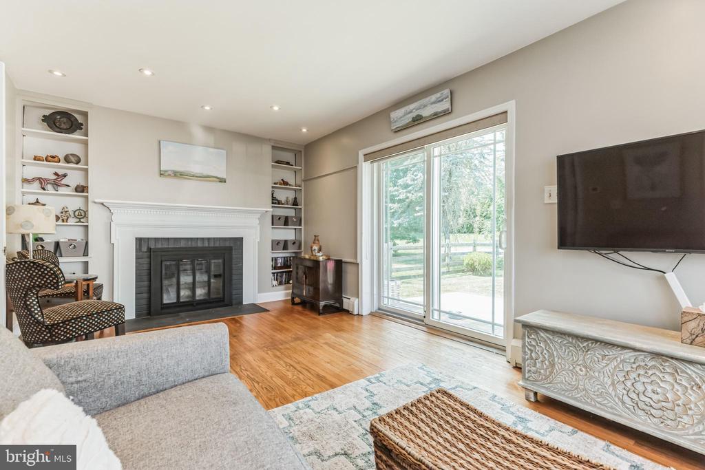 5 PLUSH MILL ROAD