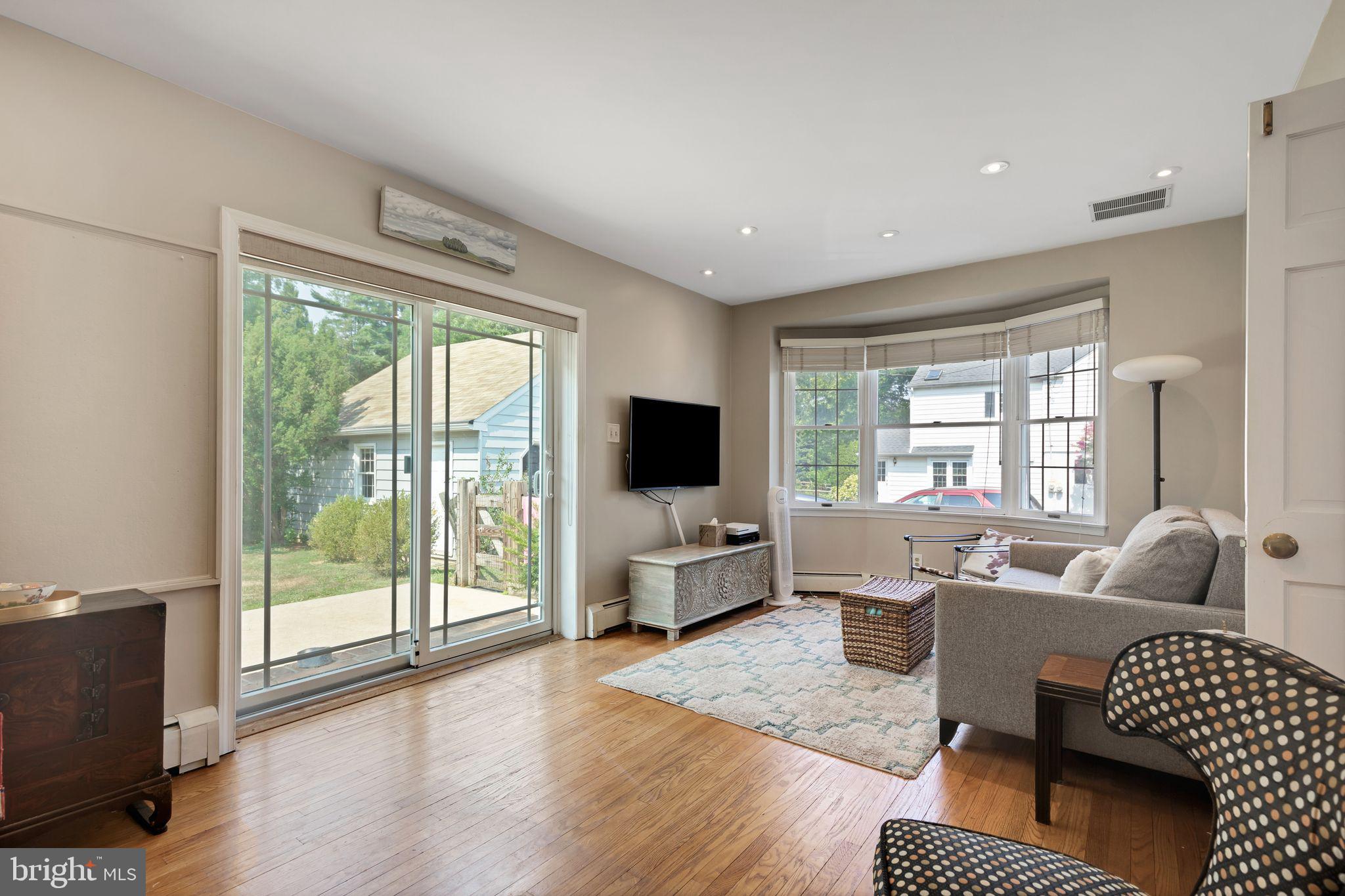 5 PLUSH MILL ROAD