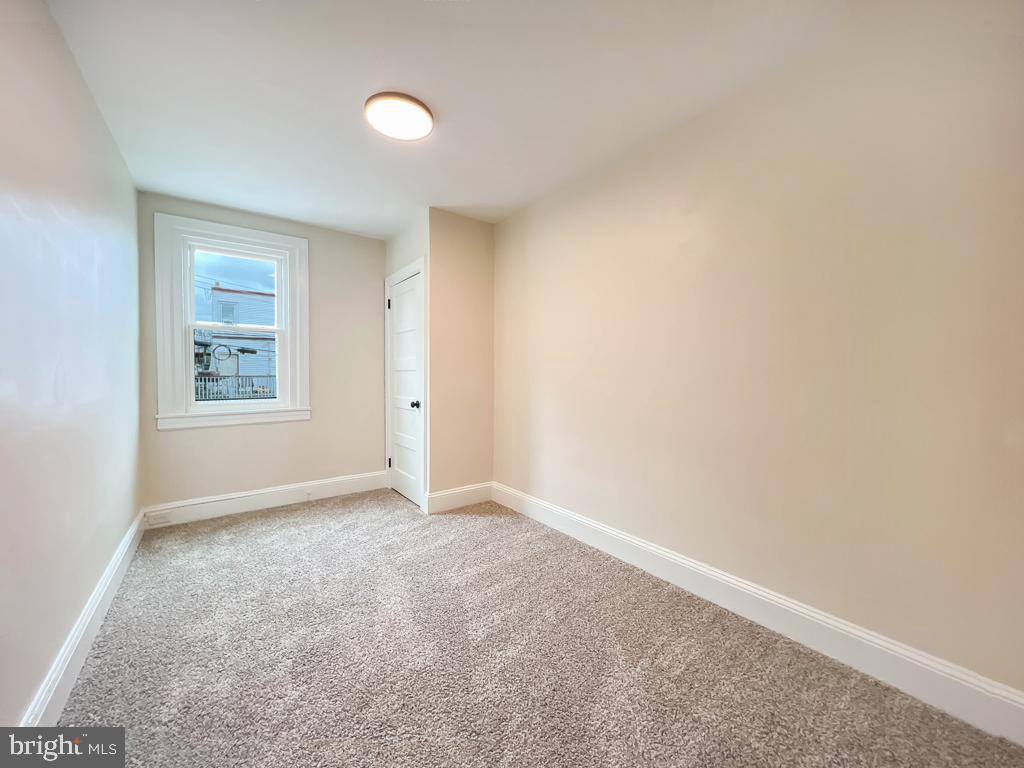 128 N FAIRVIEW AVENUE