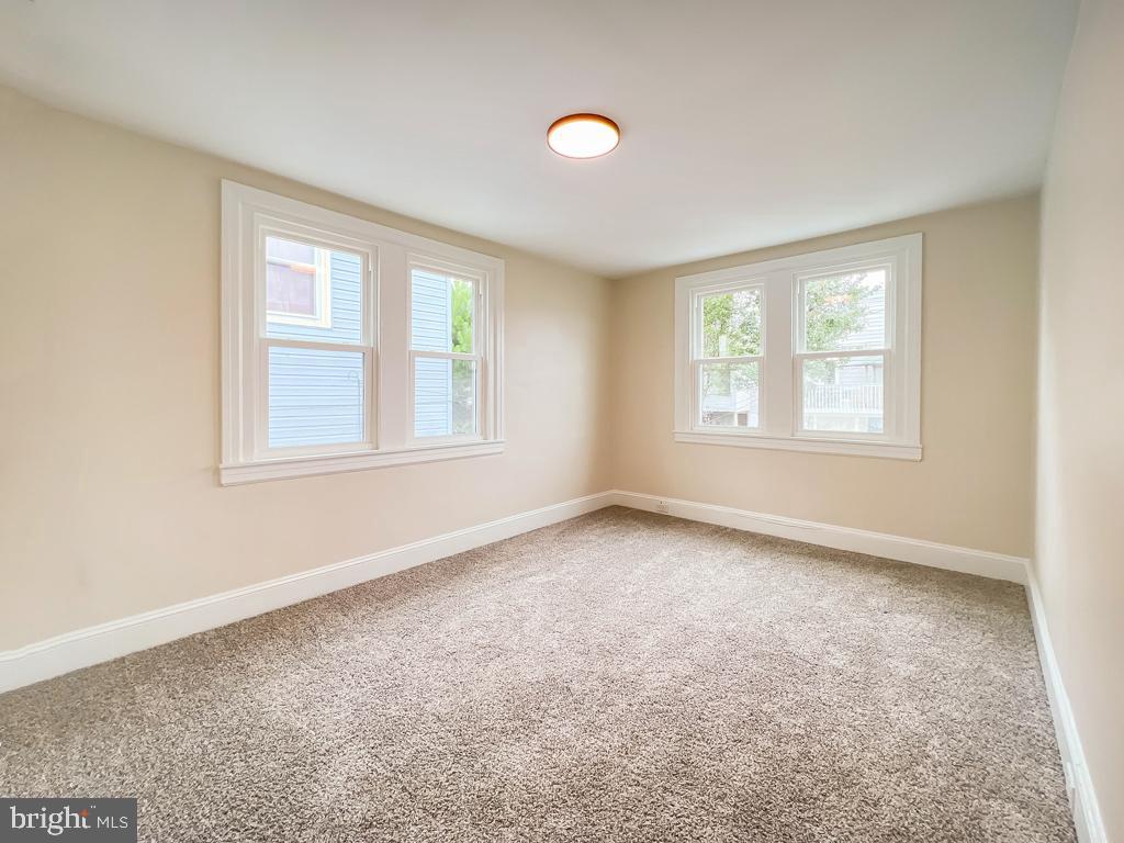 128 N FAIRVIEW AVENUE
