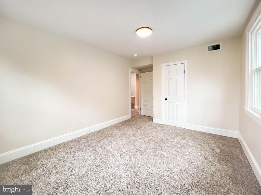 128 N FAIRVIEW AVENUE