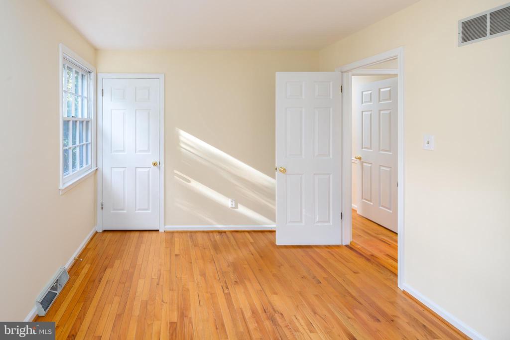 209 RAWLES RUN LANE