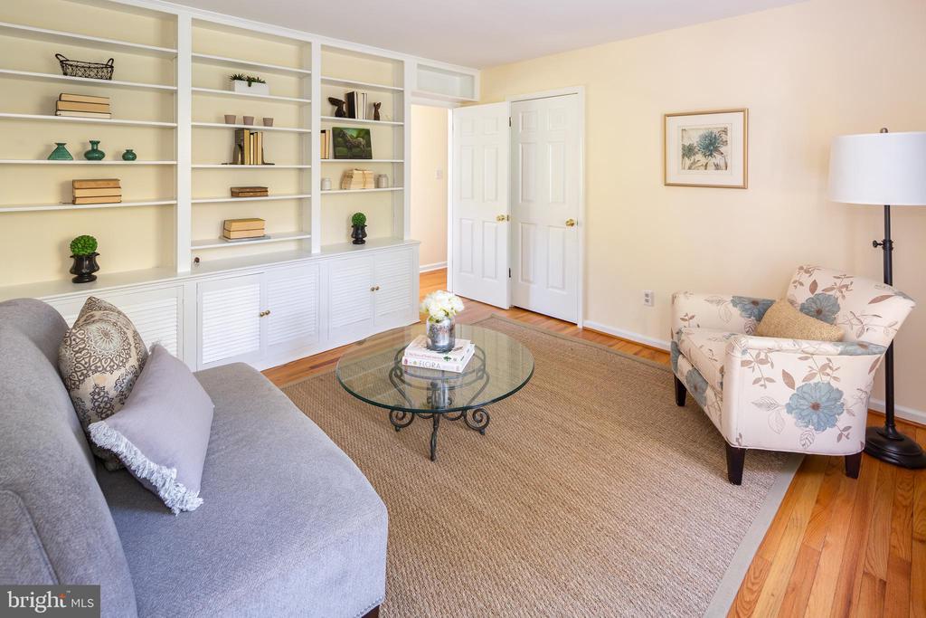 209 RAWLES RUN LANE
