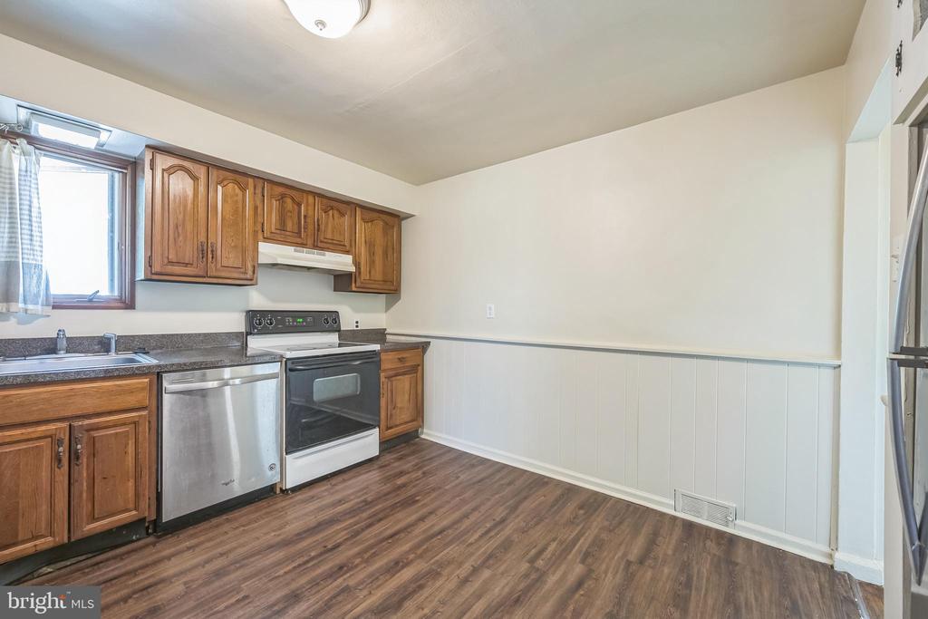 23 W RIDGE ROAD