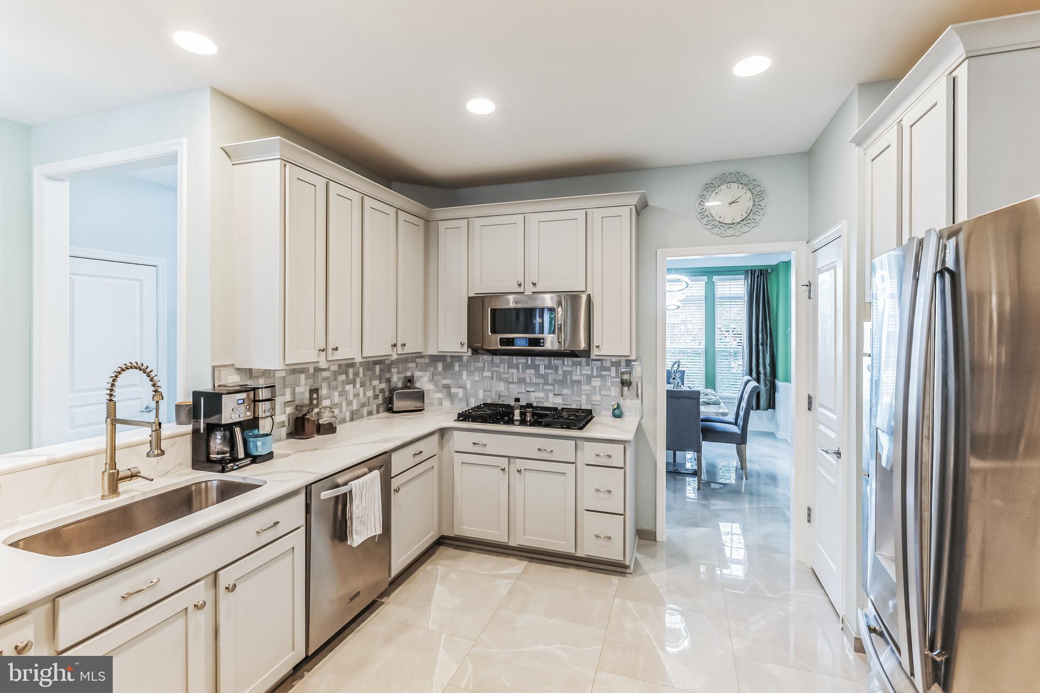 439 PRIMROSE DRIVE