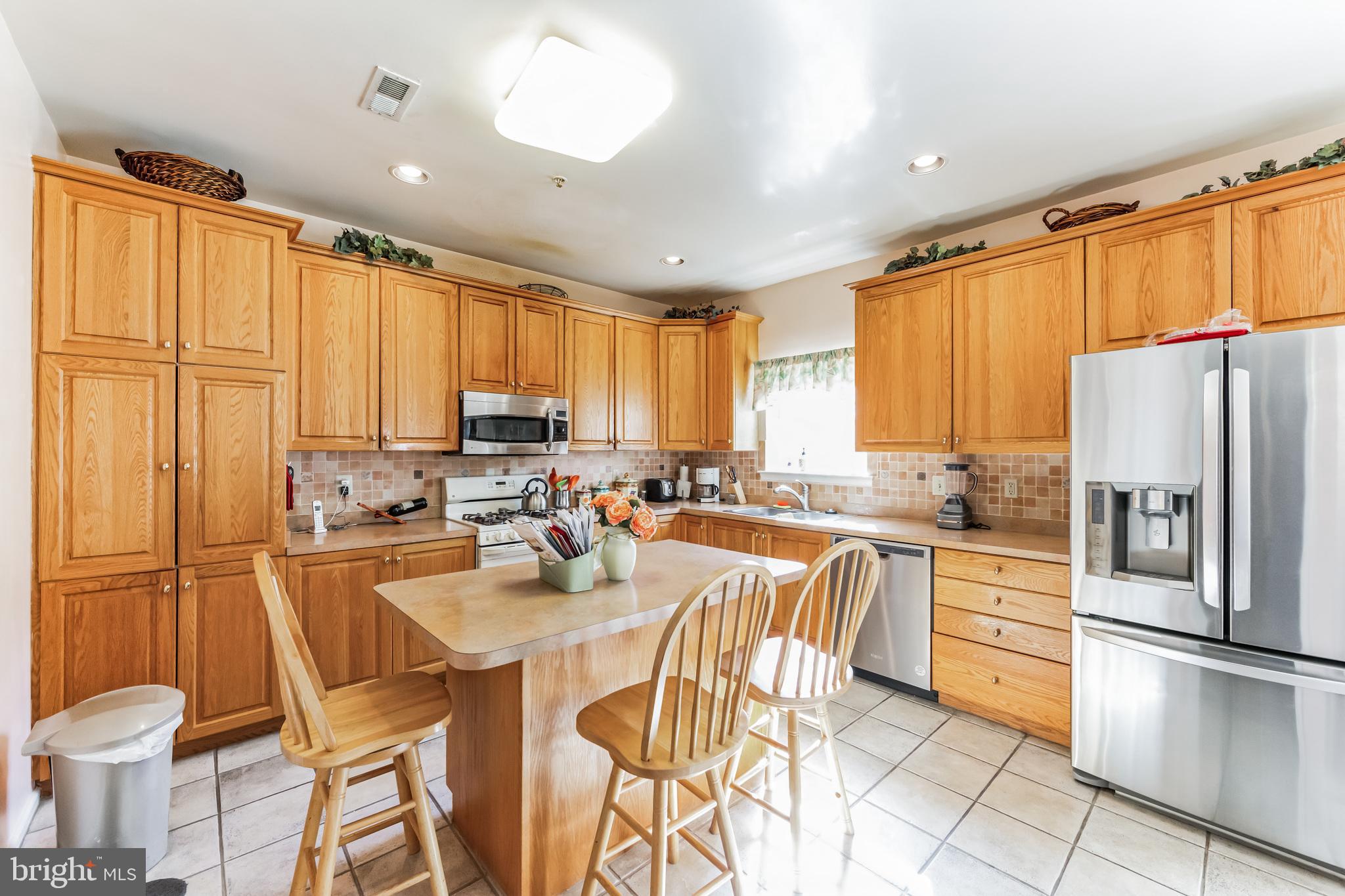 125 ASHLEY WAY