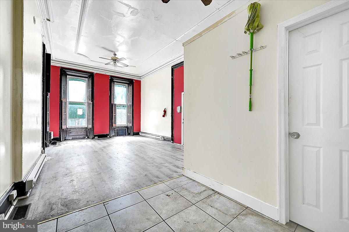 907 DEKALB STREET