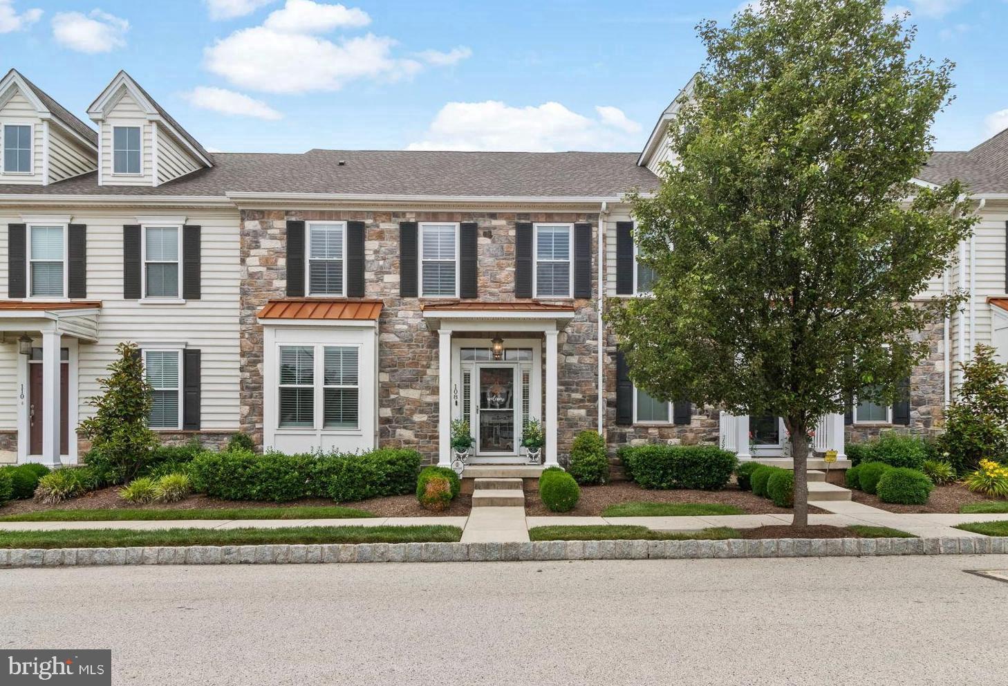 108 DELANCEY PLACE