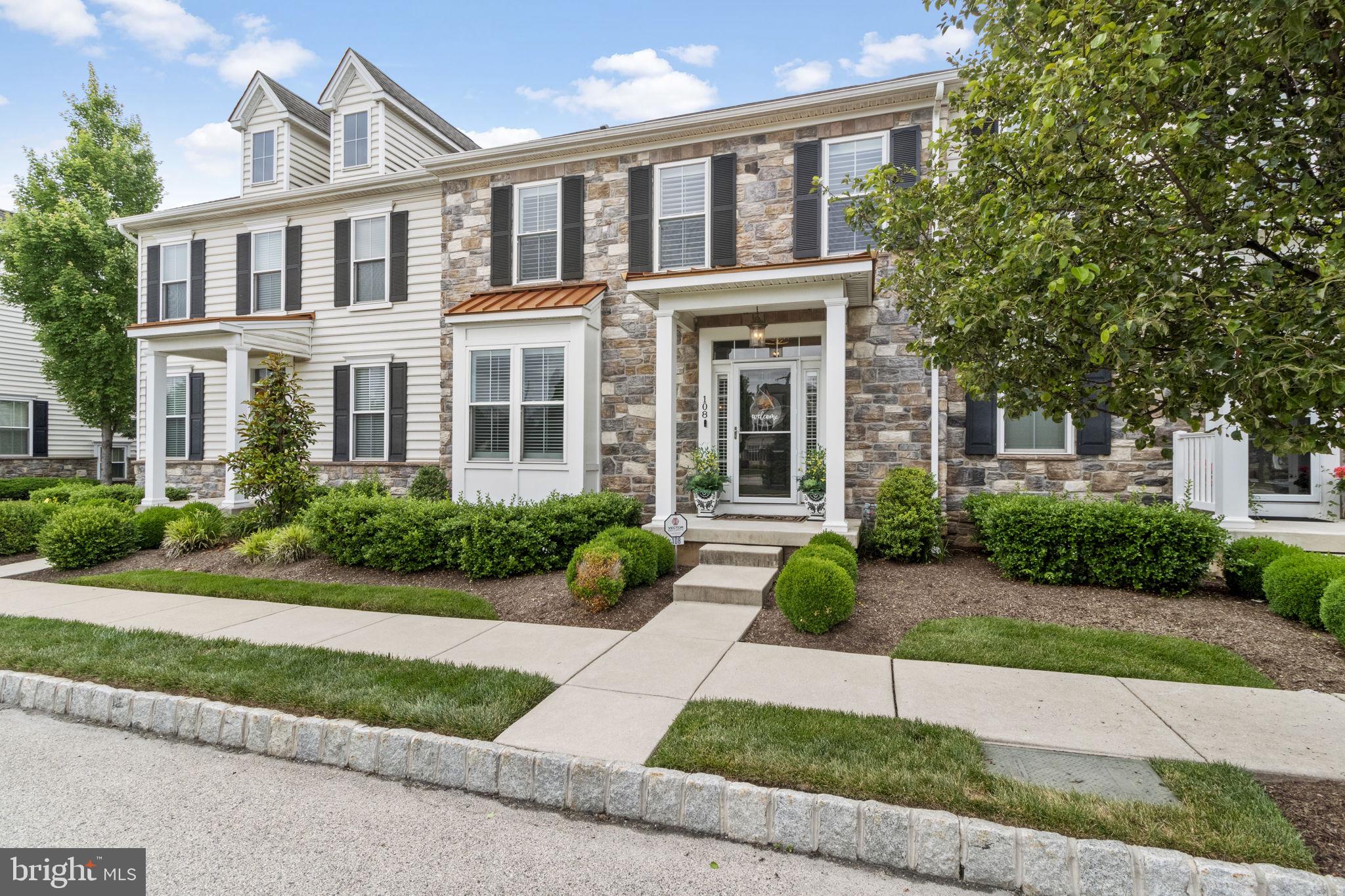 108 DELANCEY PLACE