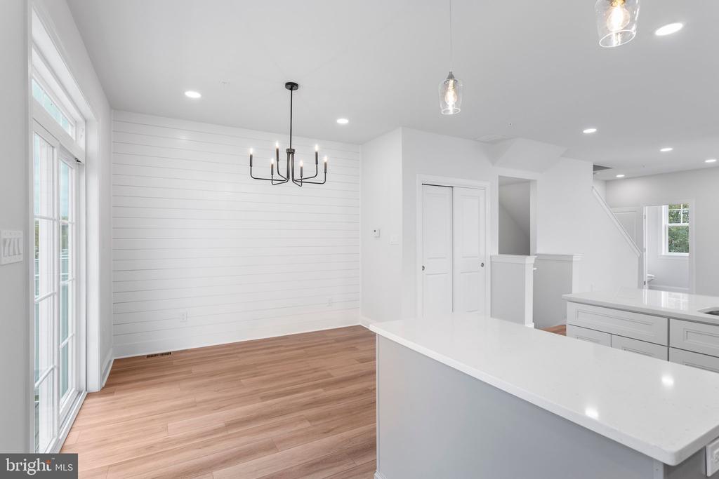 373 PROSPECT AVENUE