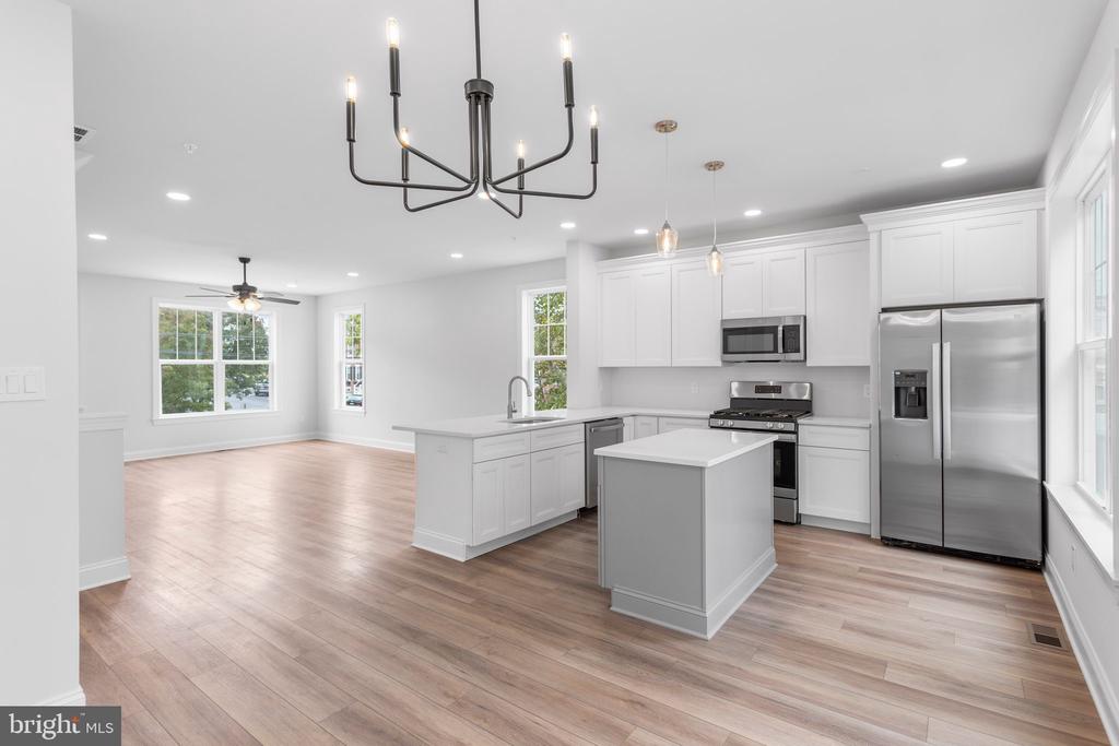 373 PROSPECT AVENUE