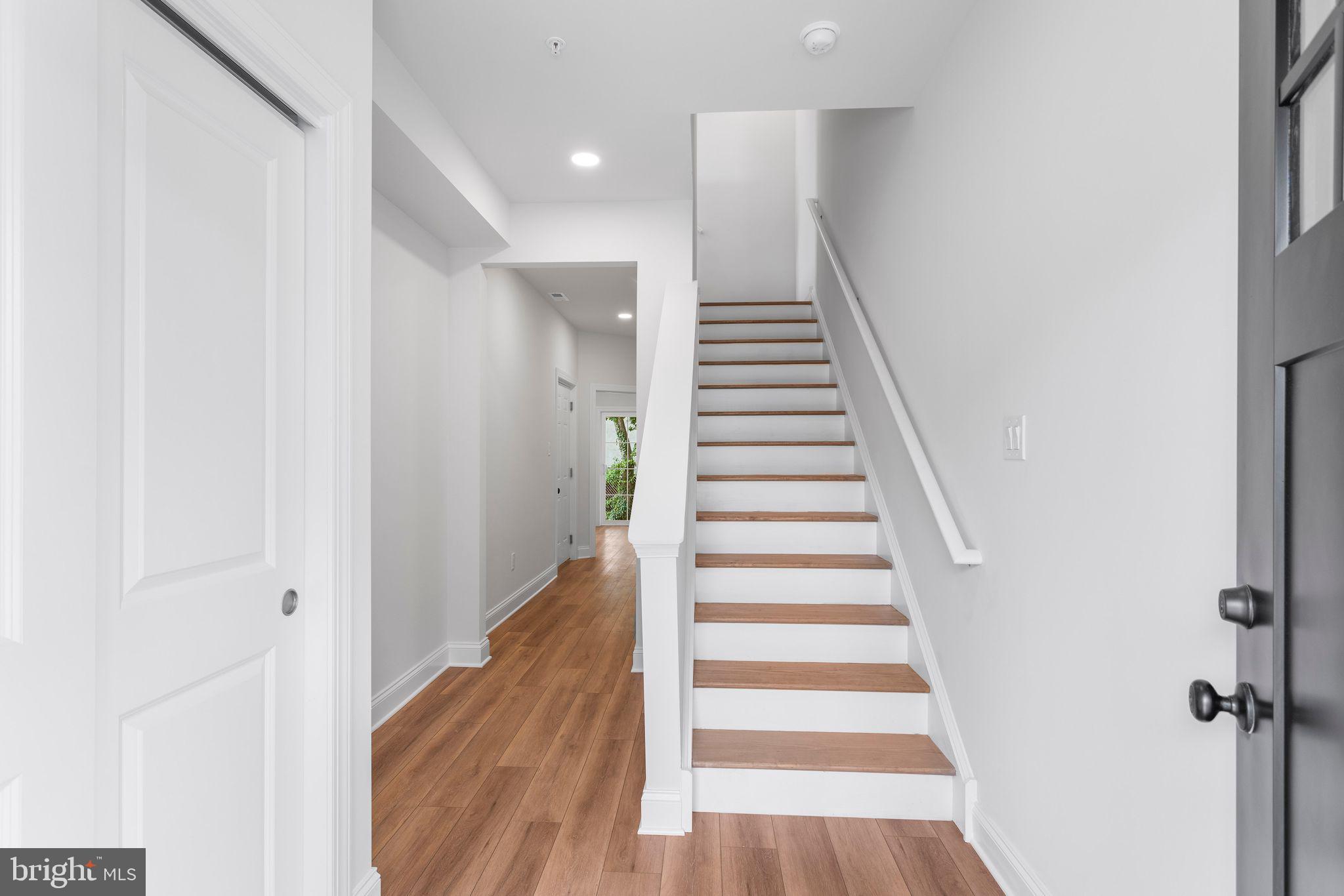 373 PROSPECT AVENUE