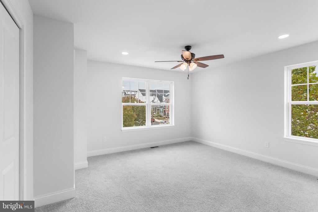 373 PROSPECT AVENUE