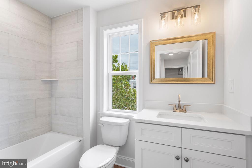 373 PROSPECT AVENUE