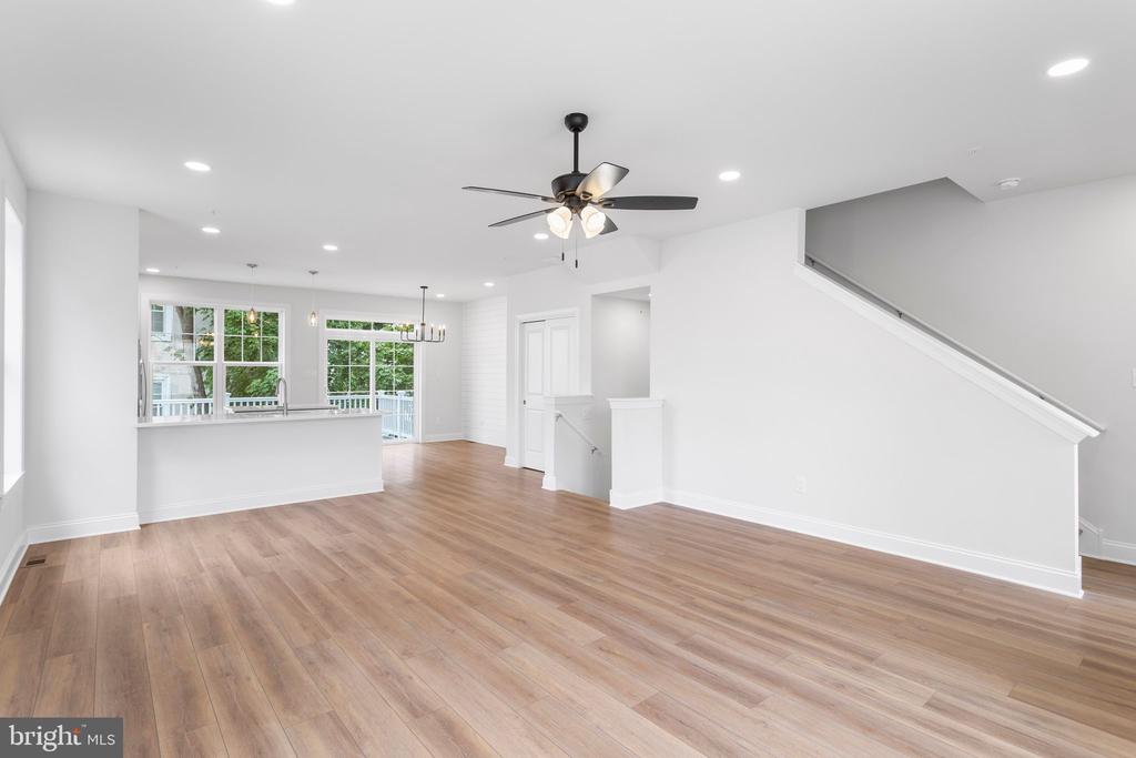 373 PROSPECT AVENUE