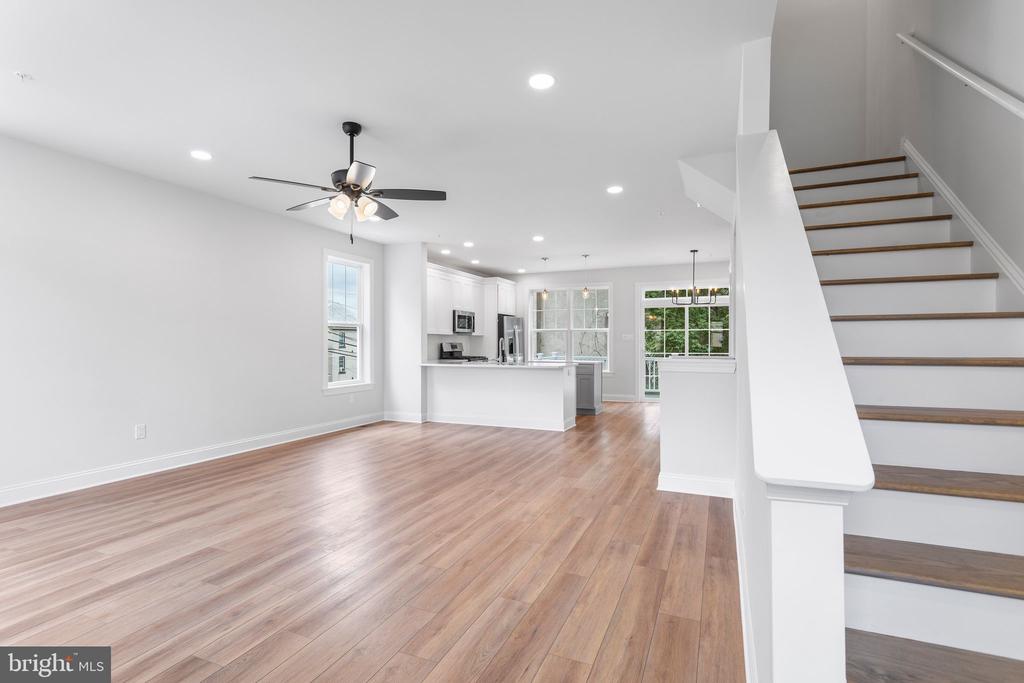 373 PROSPECT AVENUE