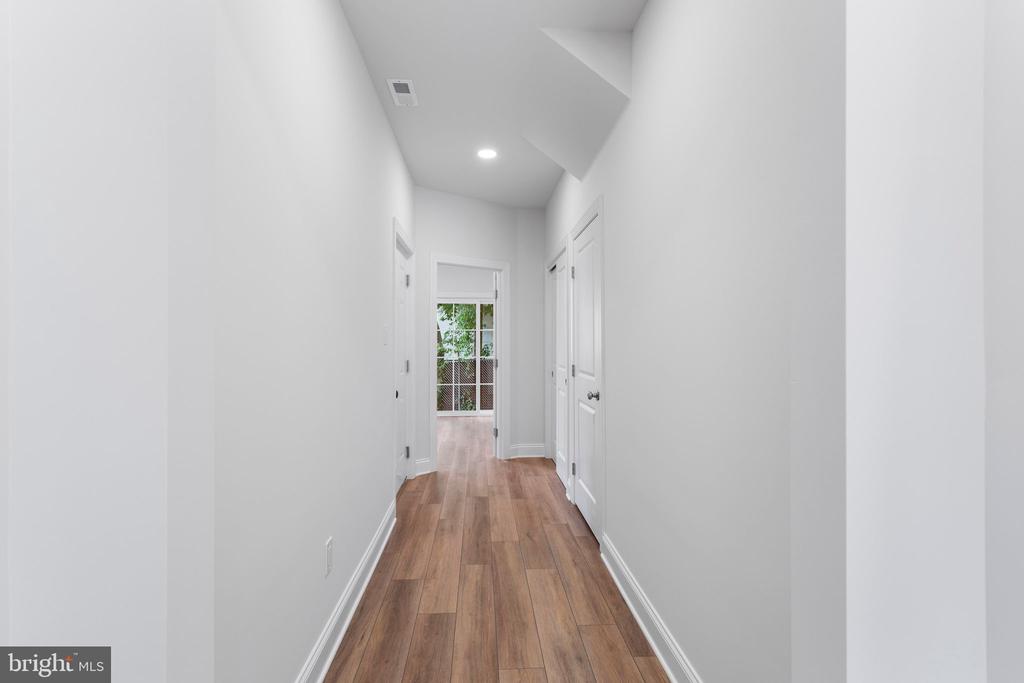 373 PROSPECT AVENUE