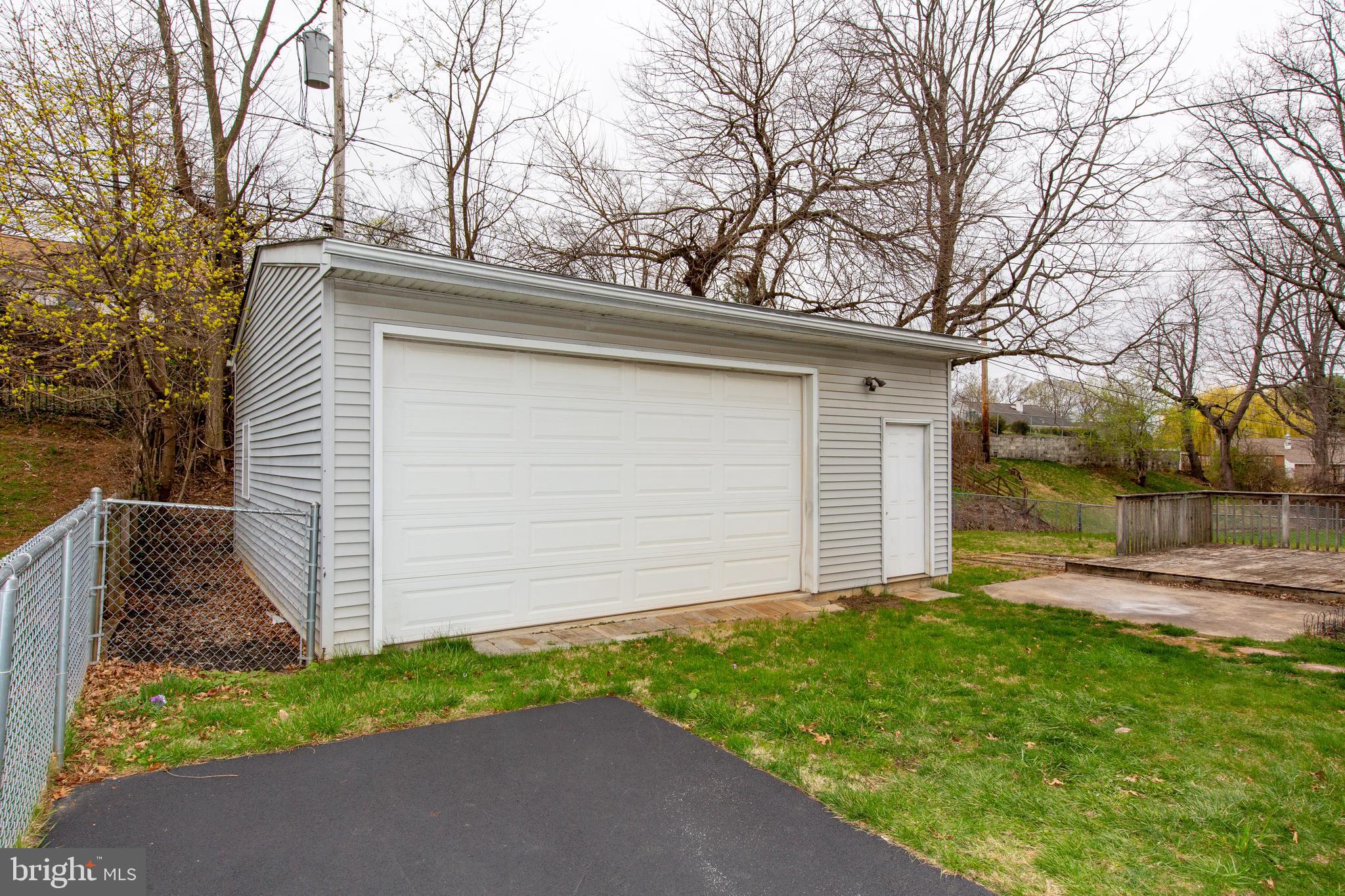 211 GARFIELD ROAD