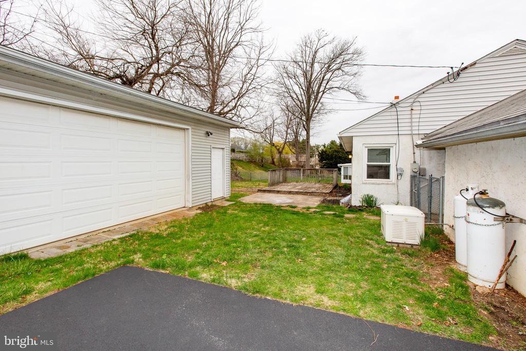 211 GARFIELD ROAD