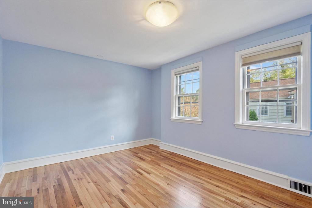 407 SHORTRIDGE DRIVE