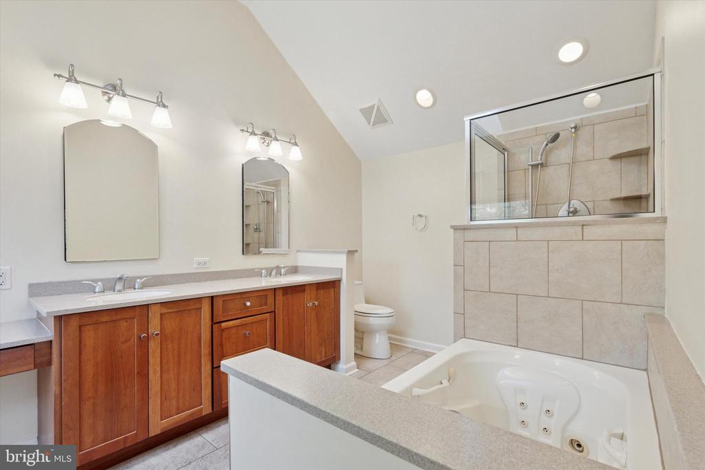 407 SHORTRIDGE DRIVE
