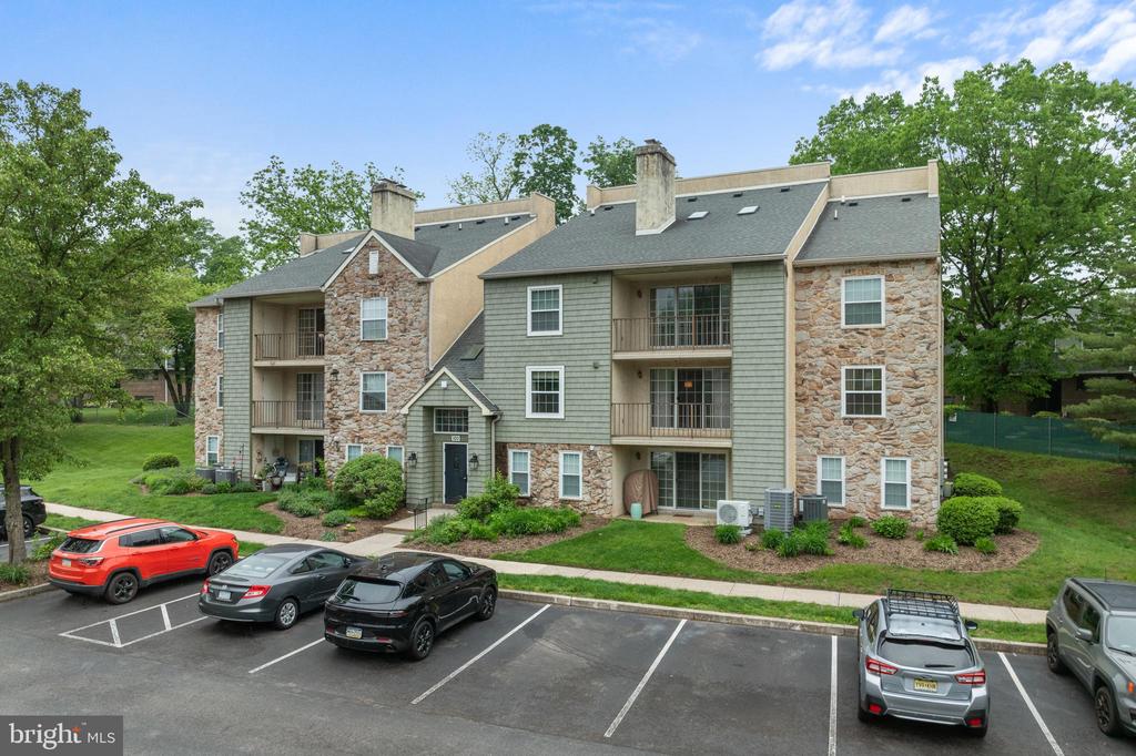 108 DEER RUN