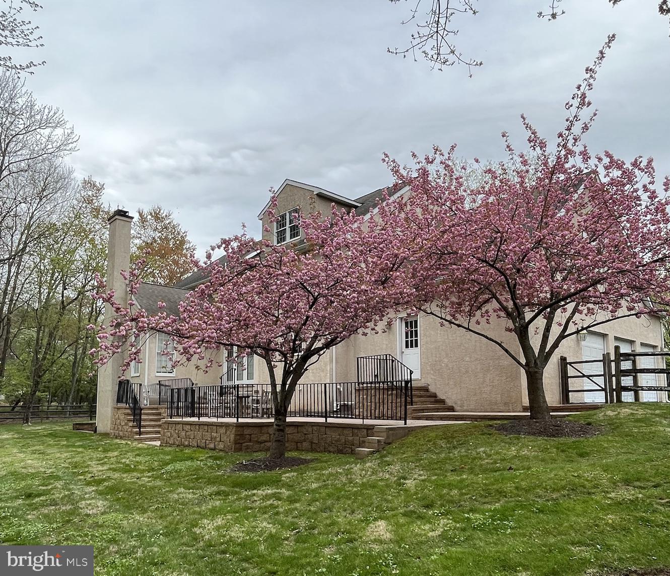 1145 PENLLYN BLUE BELL PIKE