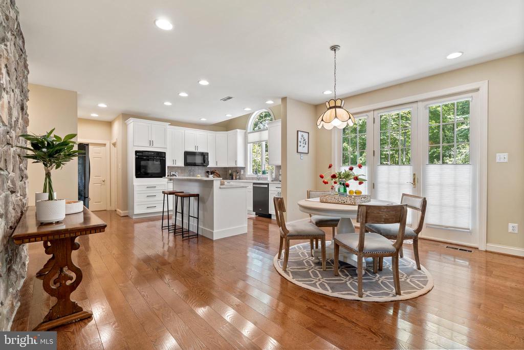 1145 PENLLYN BLUE BELL PIKE