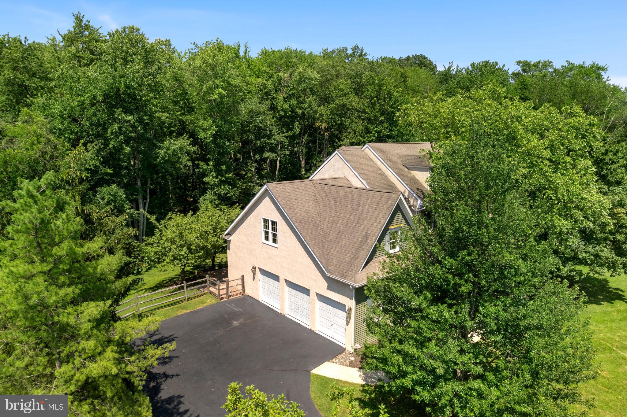 1145 PENLLYN BLUE BELL PIKE