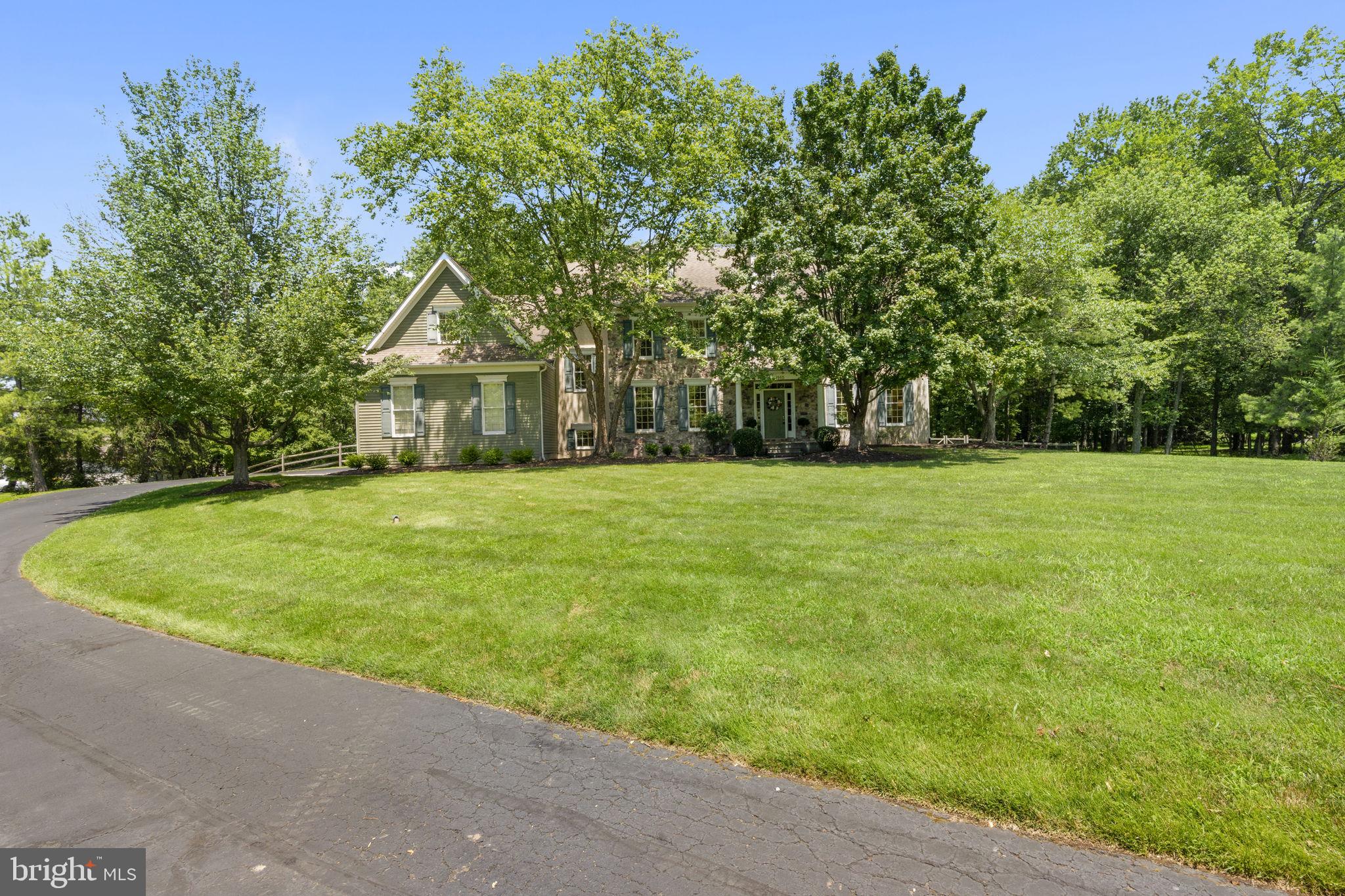 1145 PENLLYN BLUE BELL PIKE