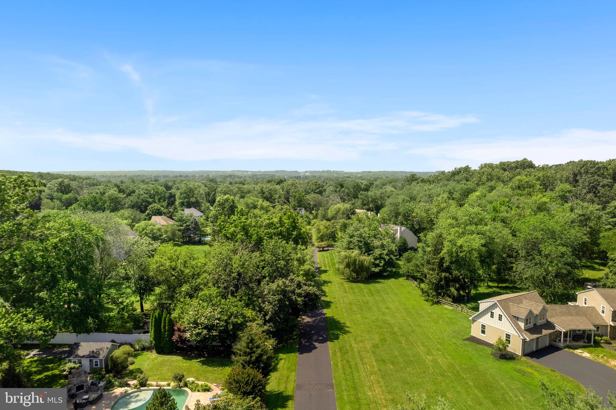 1145 PENLLYN BLUE BELL PIKE