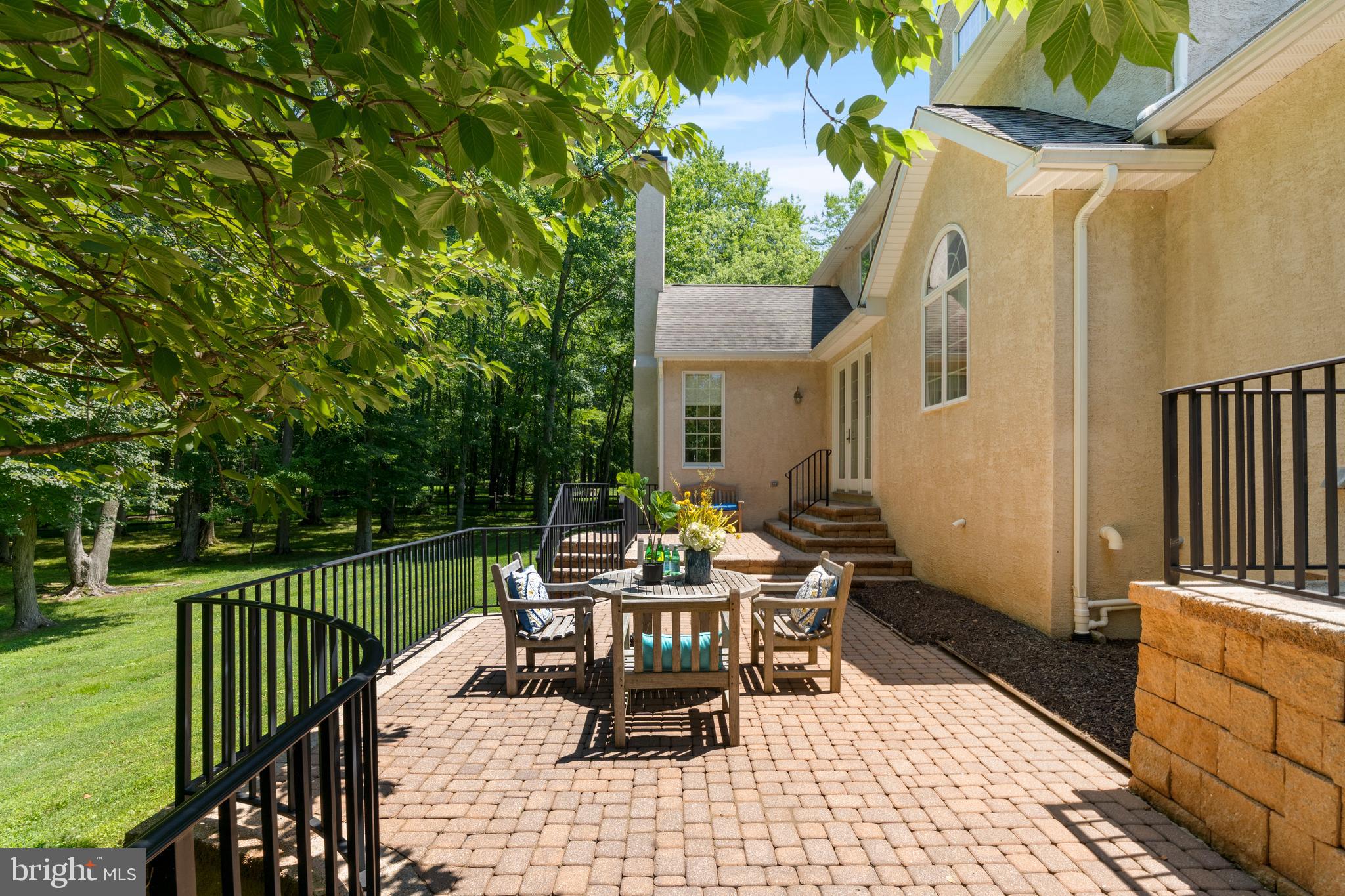 1145 PENLLYN BLUE BELL PIKE