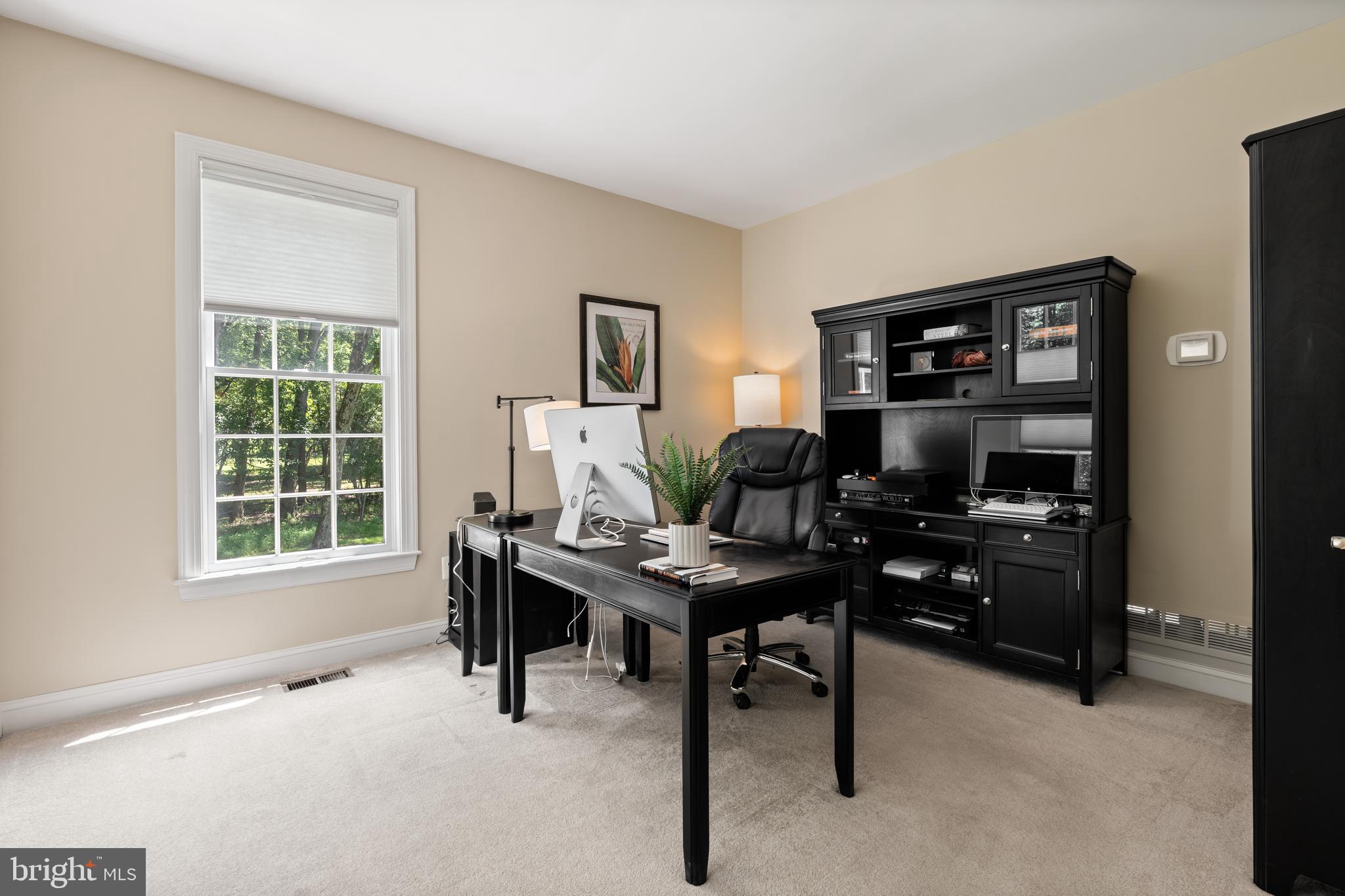 1145 PENLLYN BLUE BELL PIKE