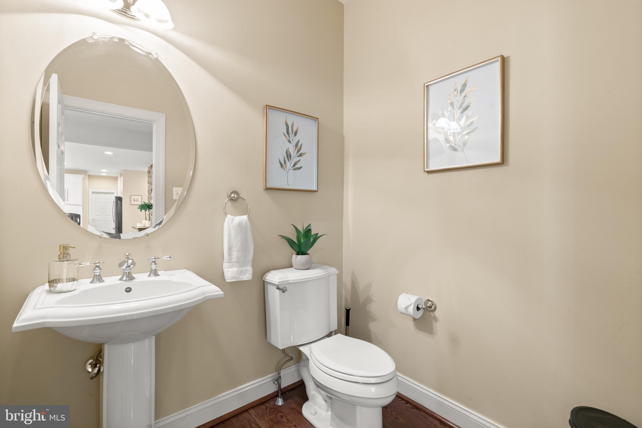 1145 PENLLYN BLUE BELL PIKE