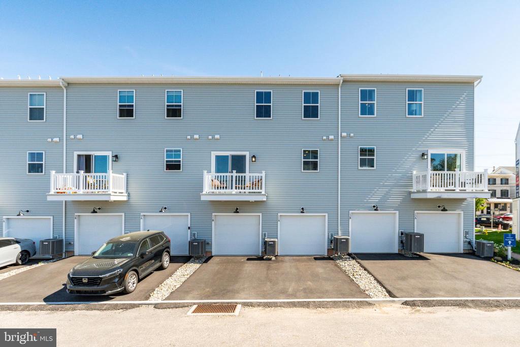 11A FORD STREET