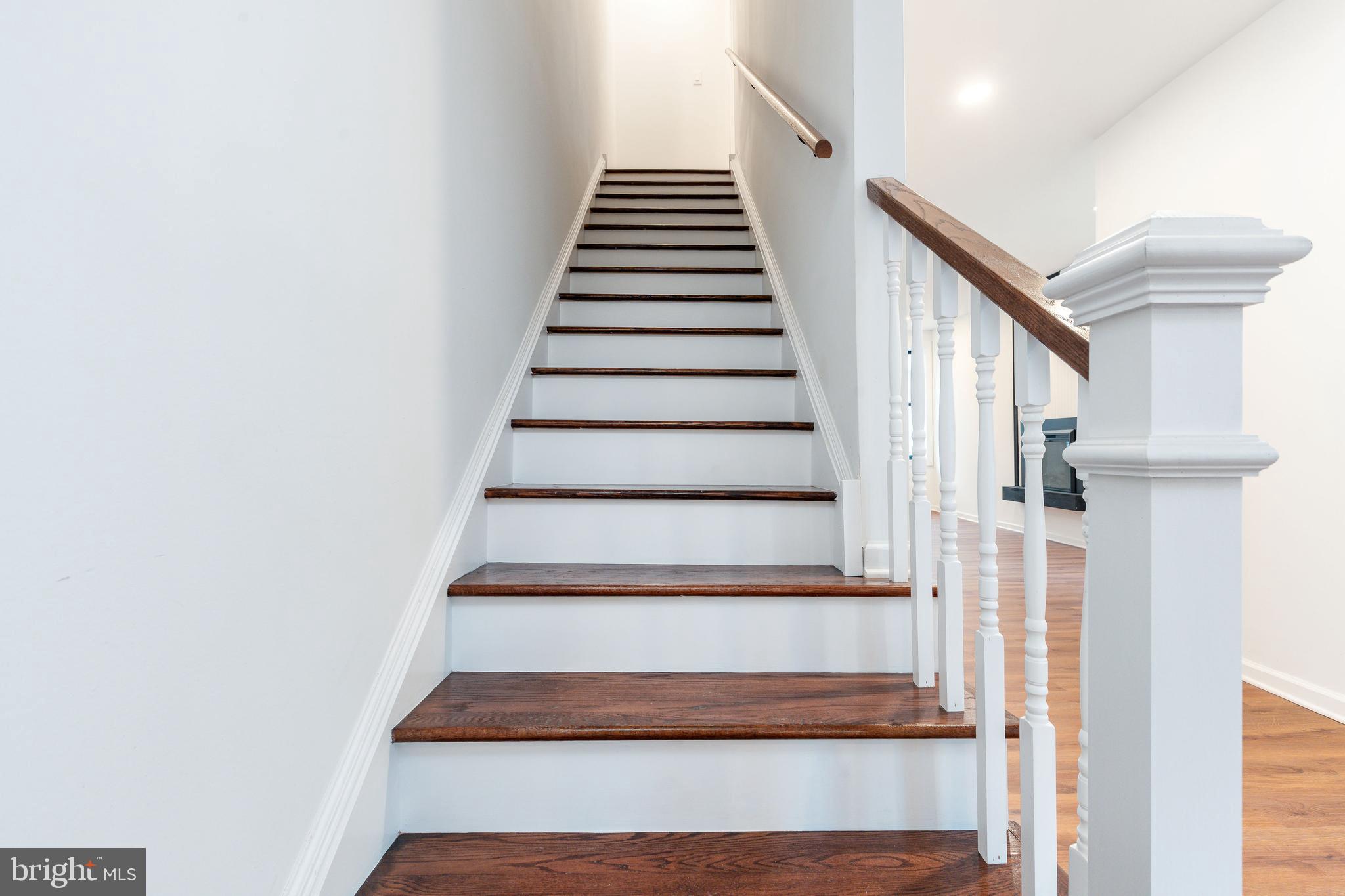 32 E ELM STREET
