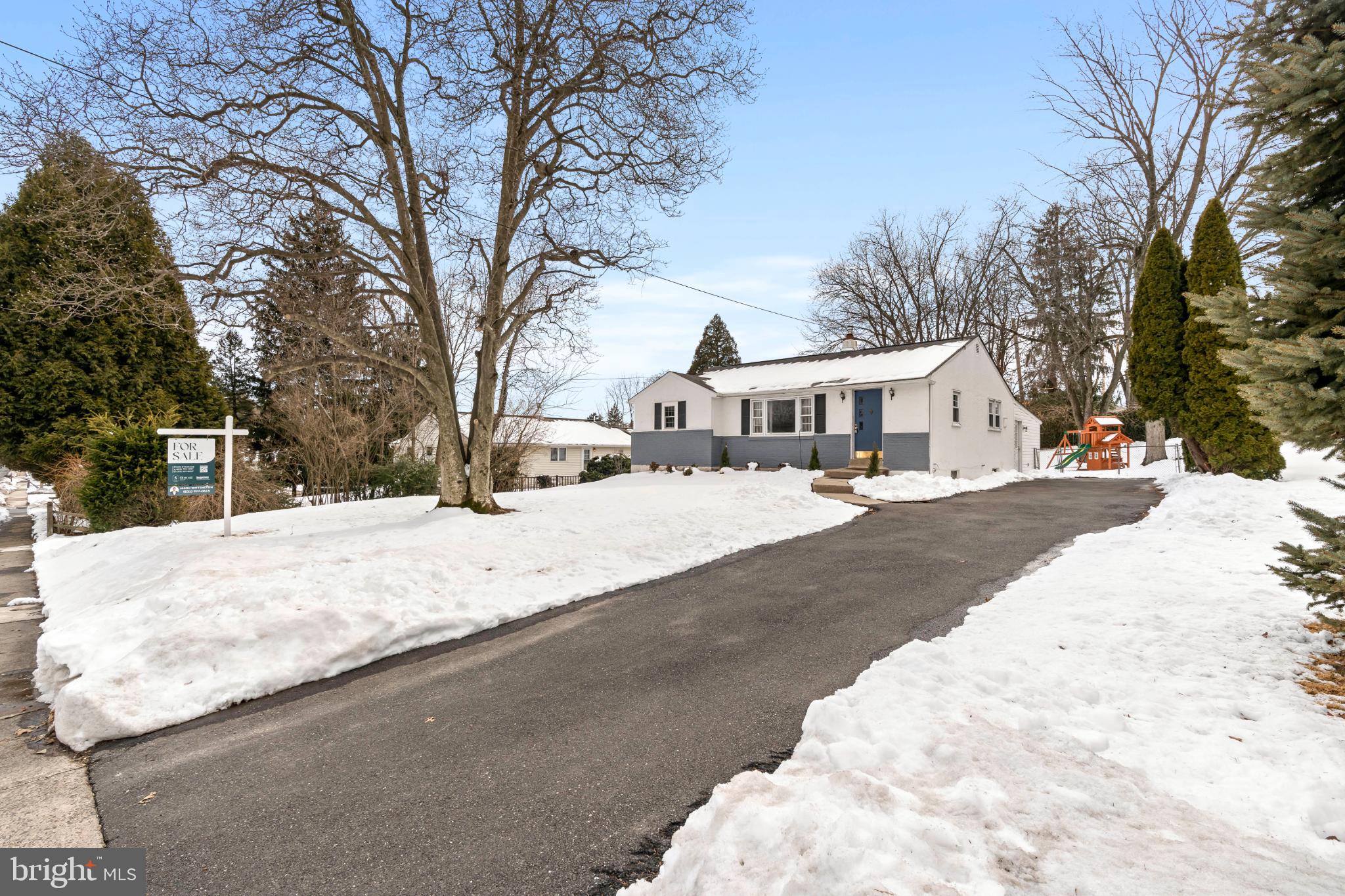 407 W MORELAND AVENUE