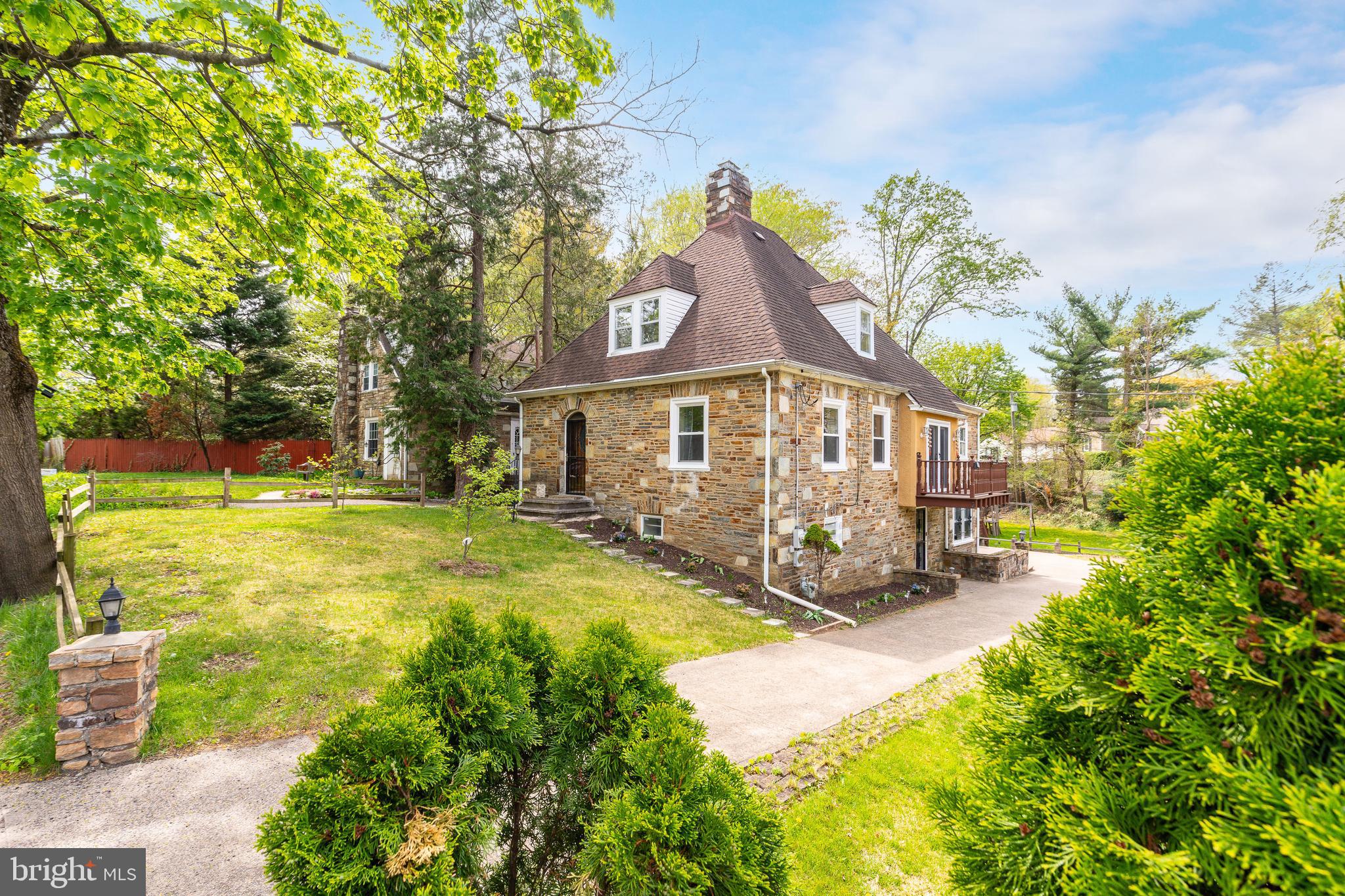 1058 HUNTINGDON PIKE