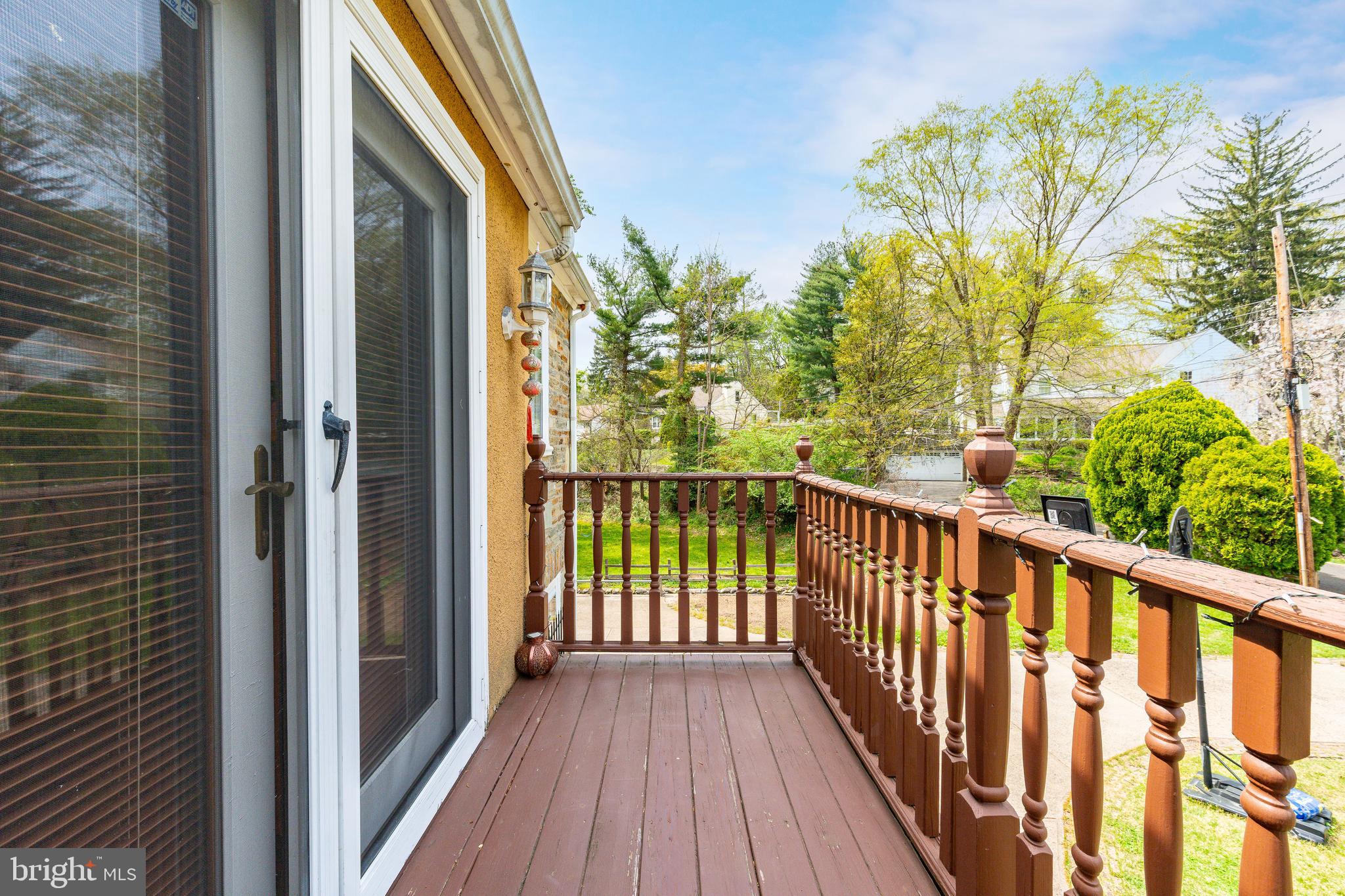 1058 HUNTINGDON PIKE