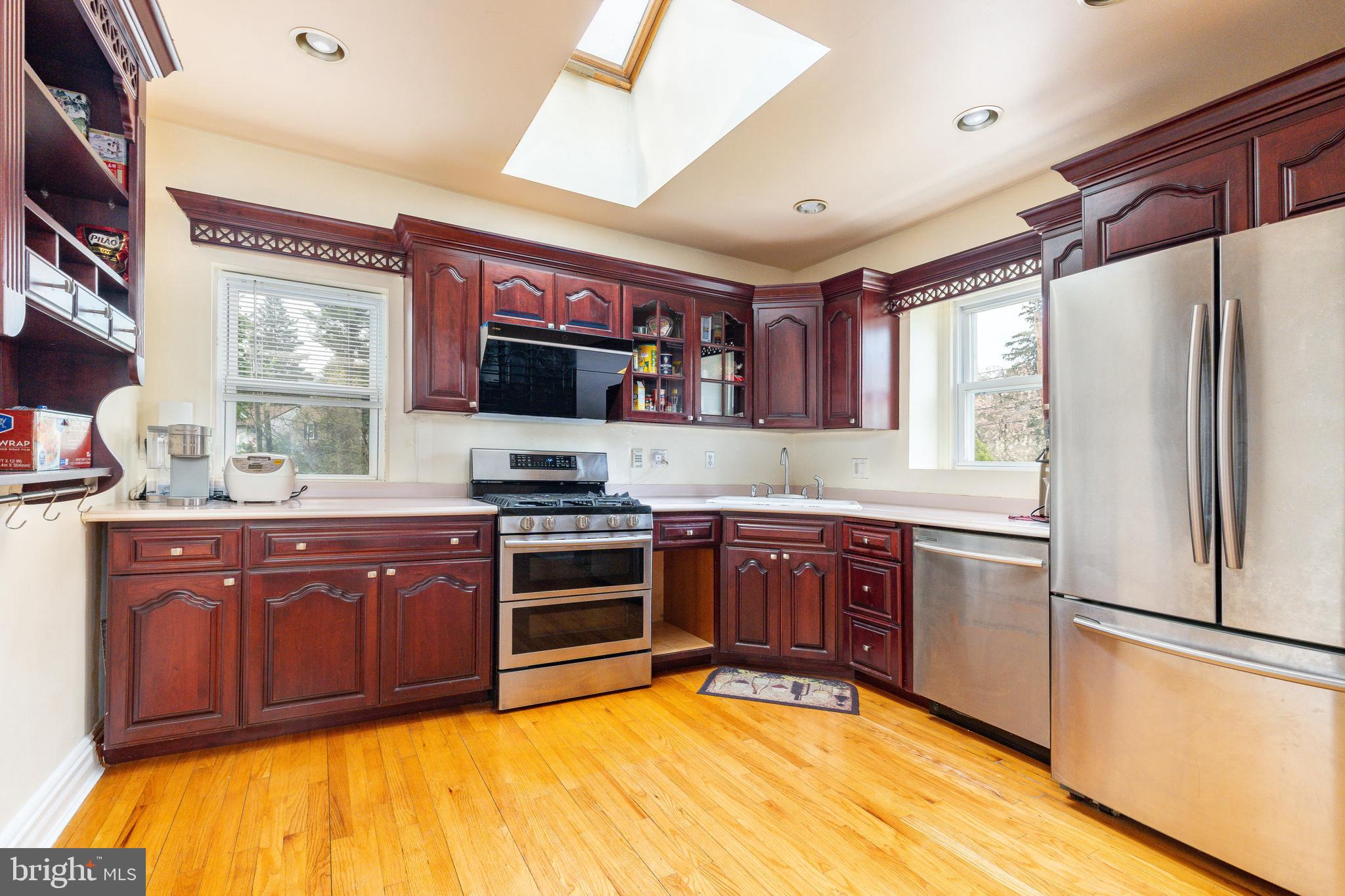 1058 HUNTINGDON PIKE
