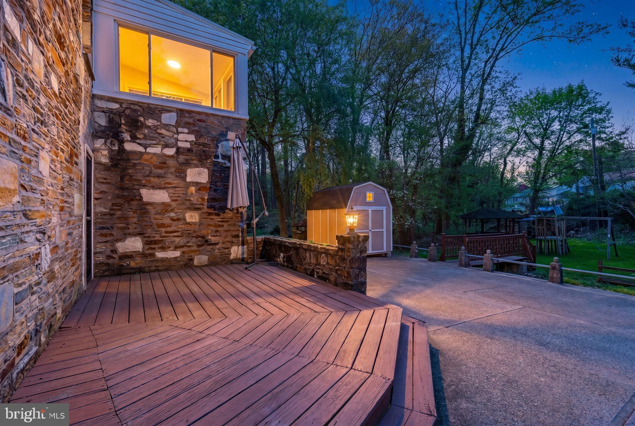1058 HUNTINGDON PIKE