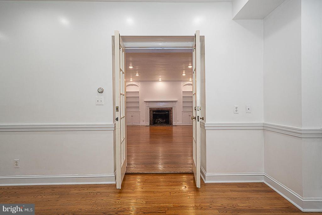 714 GREYTHORNE ROAD