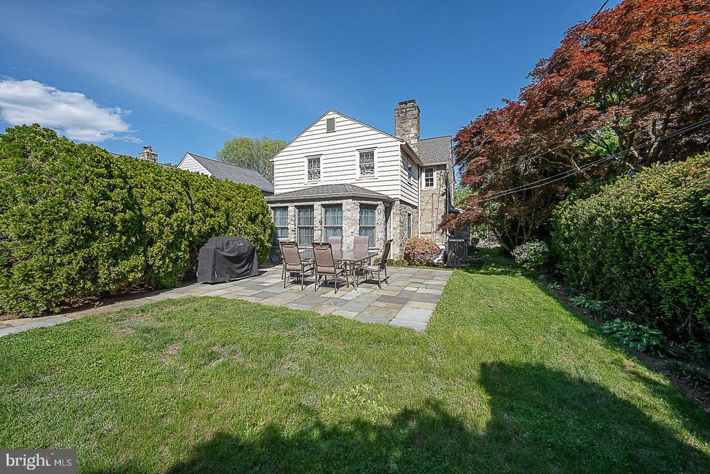 714 GREYTHORNE ROAD