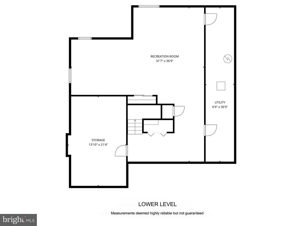 2284 LOCUST DRIVE